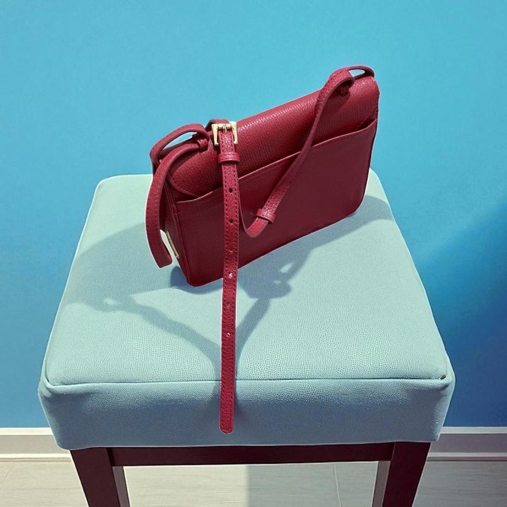 GiGi New York Women’s Crossbody Elegant Red Leather Bag